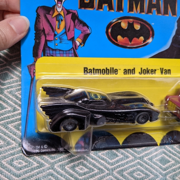 1989 BATMAN ERTL BATMOBILE & JOKER VAN DIE CAST - Picture 5 of 13